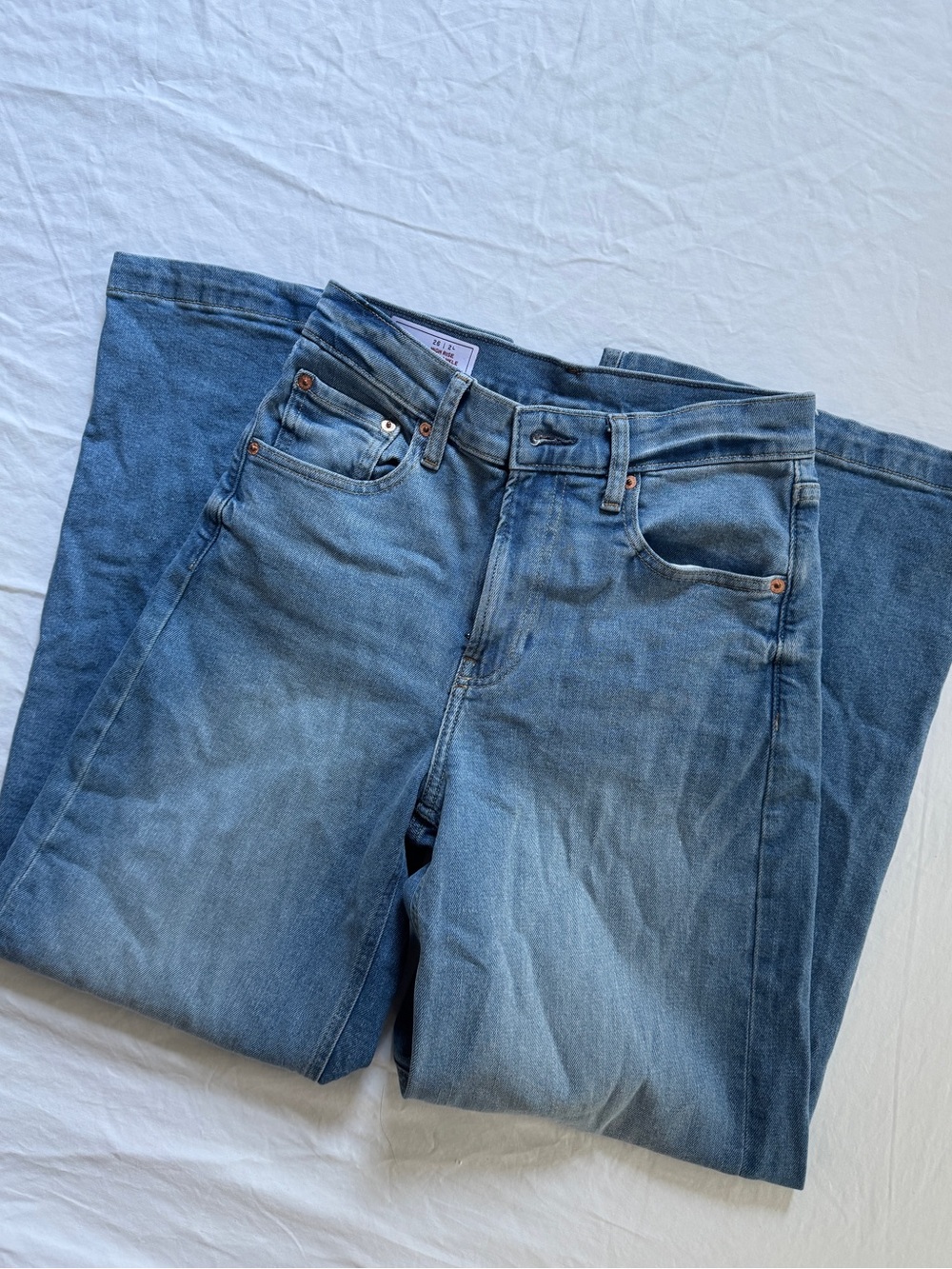 Gap Women’s High Rise Stride Ankle Jeans, size 26L, medium wash - Picture 12 of 16